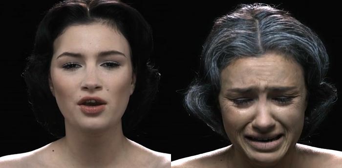 女性が歌い終わる頃にはおばあちゃんになってる動画。「Anastasia Prikhodko 」