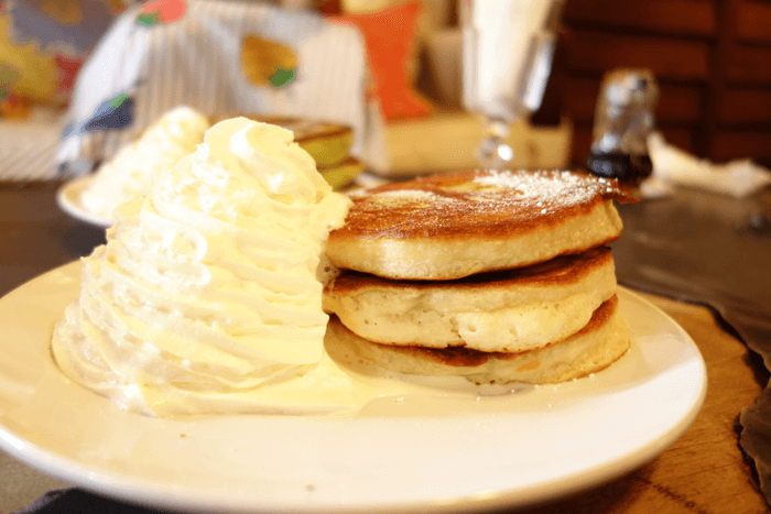 カフェ坂の下で外側カリカリな美味しいパンケーキ食べて来ました！