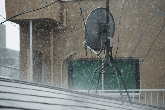 雨の日は何もやる気が起きないのに、それでも仕事を頑張ろうとして心を痛んでないですか？