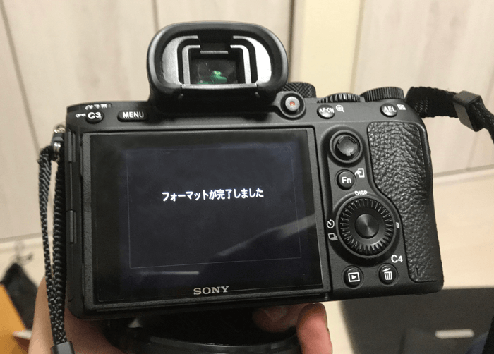 α7Ⅲで撮影した画像の確認を早くするにはメモリーのフォーマットをしたら治りました！