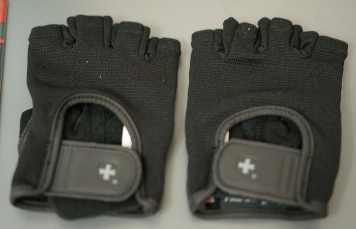 130117_02_Training_glove_03.jpg