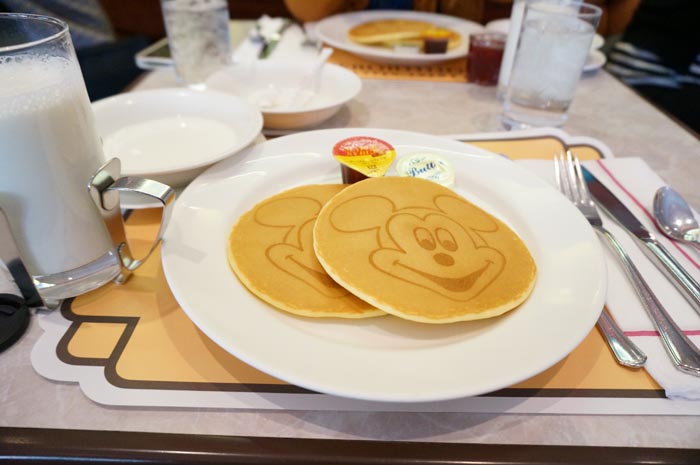 130430_disney_pancake_02.jpg